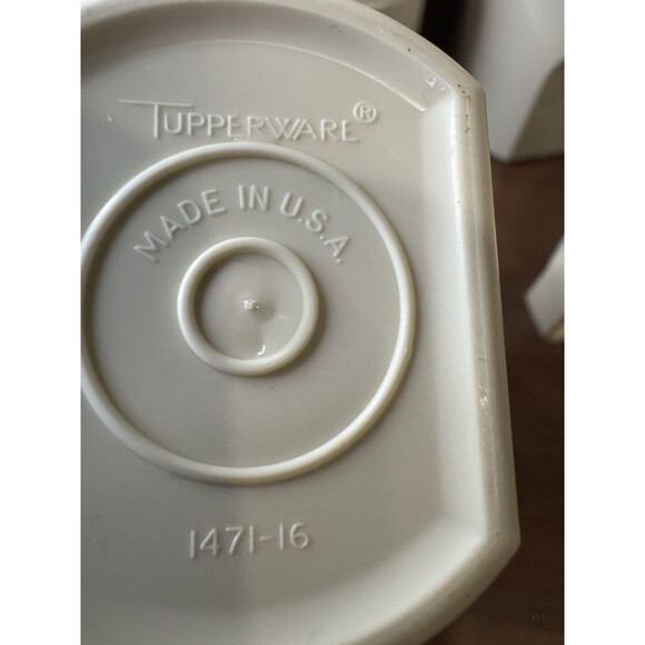 VTG Tupperware Harvest Gold Cream Lot Salt Pepper Cream Sugar Butter 14 Pieces - Picture 7 of 8